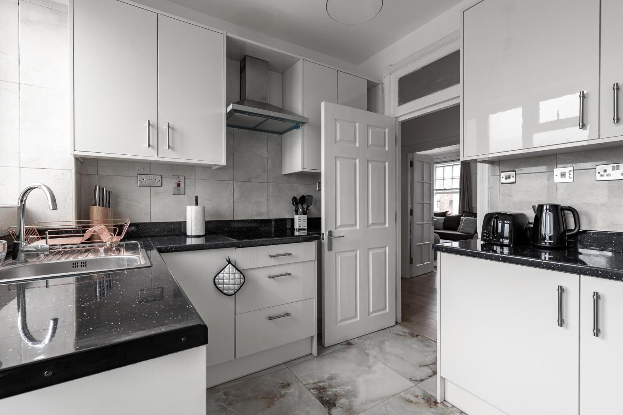 Marble Arch Apartments London Phòng bức ảnh